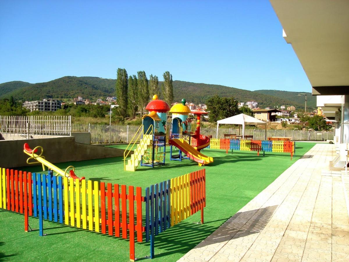 Seaview Apartment Butterfly Сонячний Берег Екстер'єр фото